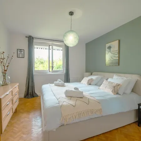 Nature Duplex Mont Blanc View Sleeps 6 - Happy Lägenhet *